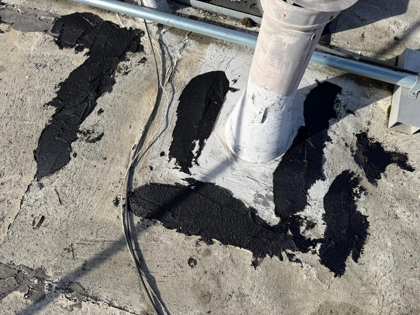 Commercial Flat Roof Leak Repair & Sealing