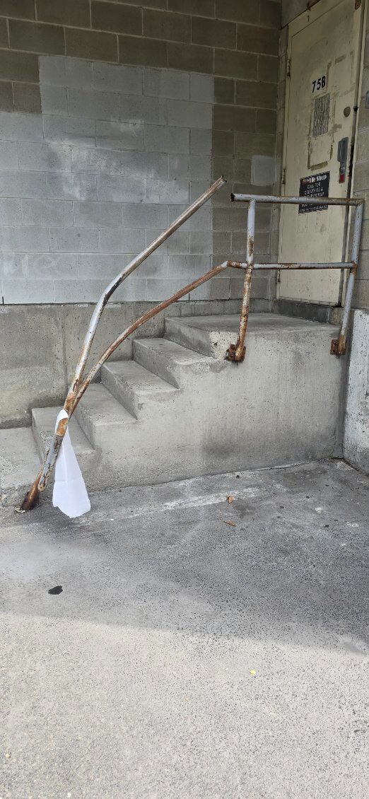 OSHA-Compliant Industrial Handrail Installation